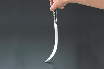 The Relationship Between Sharpness and Hardness of Kitchen Knives