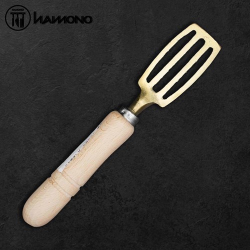 Dụng cụ đánh vảy cá 